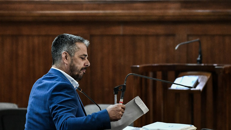 Στάθης Μπούκουρας: «Να διαλυθεί η Χρυσή Αυγή εάν ευθύνεται για τη δολοφονία του Φύσσα»