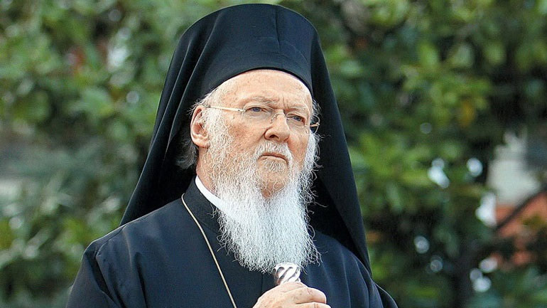 «Θλίβομαι από τη σιωπή της Θεολογικής Σχολής της Χάλκης»