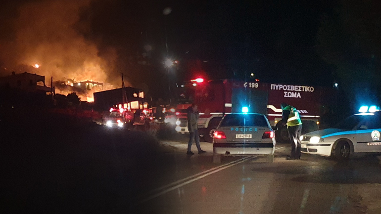 Υπό μερικό έλεγχο η πυρκαγιά στο Πόρτο Ράφτη