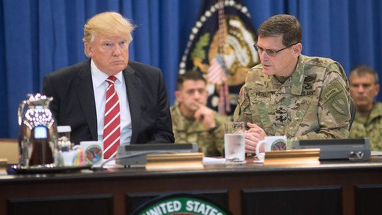 Πόλεμος και ειρήνη από τον Τραμπ