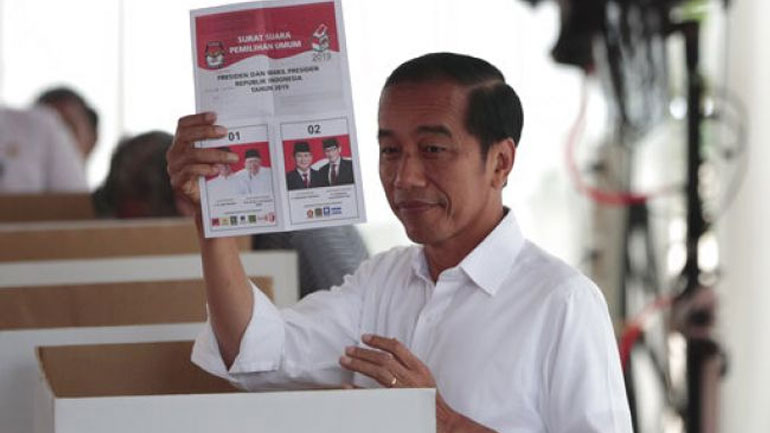 Ο πρόεδρος της Ινδονησίας διόρισε υπουργό Άμυνας τον αντίπαλό του στις προεδρικές εκλογές