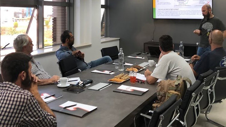 Νέο τμήμα εκπαίδευσης και πιστοποίησης για επαγγελματίες χειριστές ΣμηΕΑ