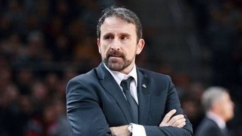 Πλάθα: «Είμαι υπερήφανος για τους παίκτες μου»