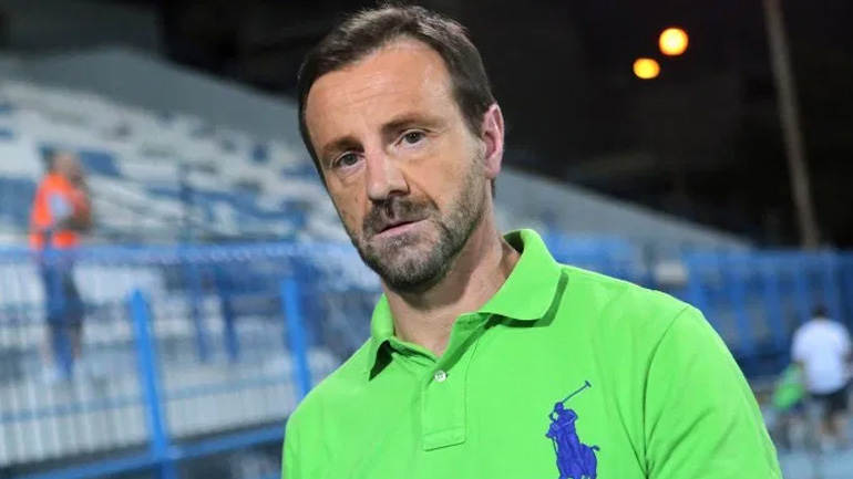 Ανέλαβε τη Λαμία ο Μάντζιος