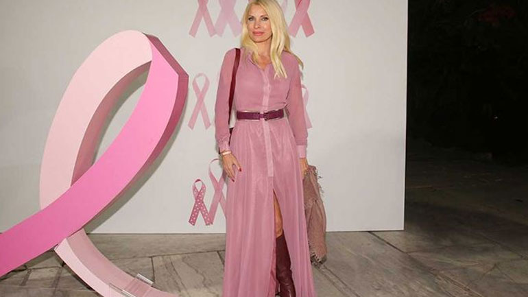 Η Ελένη Μενεγάκη μιλάει για τη σχέση της με το Instagram και αποκαλύπτει: «Φυσικά έκανα και unfollow»