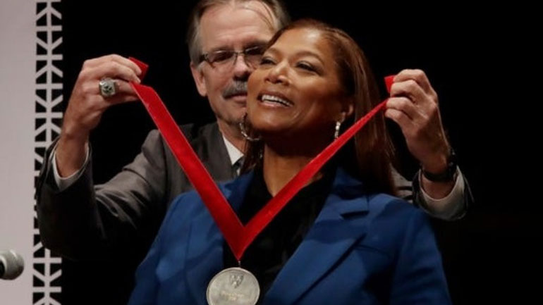 Το Πανεπιστήμιο Χάρβαρντ τίμησε την Queen Latifah