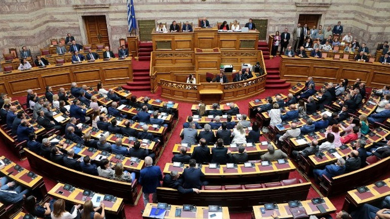 Με ευρεία πλειοψηφία ψηφίστηκε το αναπτυξιακό νομοσχέδιο