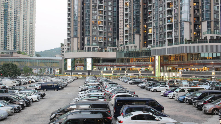Χονγκ Κονγκ: Μεγιστάνας πλήρωσε 970.000 δολάρια για μια θέση στάθμευσης