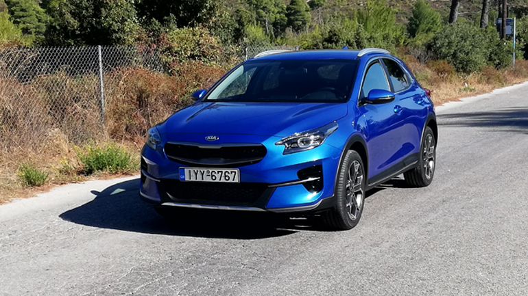 Έφτασε στην Ελλάδα το νέο KIA XCeed