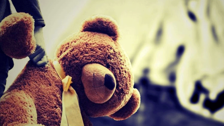 «Το Χαμόγελο του Παιδιού» για τη 12χρονη που κακοποιήθηκε σεξουαλικά από ιερέα στην Ανατολική Μάνη