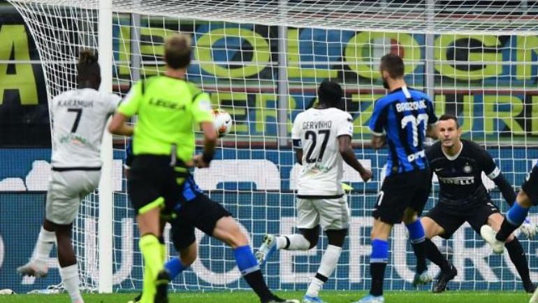 «Πέταξε» βαθμούς και η Ίντερ, 2-2 με την Πάρμα