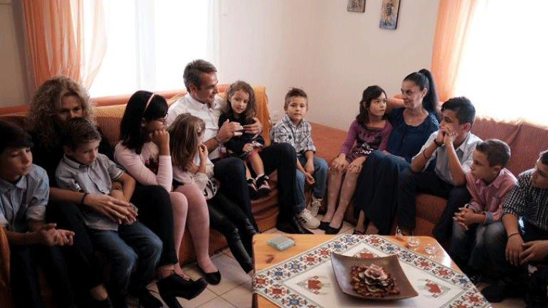 Θεσσαλονίκη: Επίσκεψη Κυριάκου Μητσοτάκη στο Παιδικό Χωριό SOS στο Πλαγιάρι