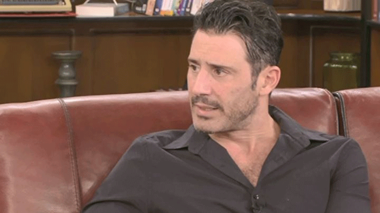 Λευτέρης Ελευθερίου: «Είμαι ανασφαλής, νάρκισσος και τελειομανής»