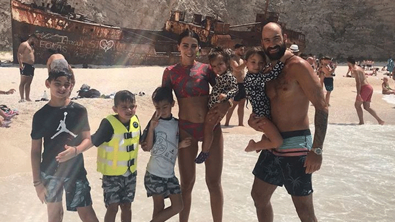 Ολυμπία Χοψονίδου: Πρωινή βόλτα με τα παιδιά της στον 7ο μήνα της εγκυμοσύνης της!