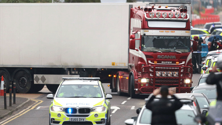 Ελεύθεροι με εγγύηση τρεις από τους συλληφθέντες για το φορτηγό με τους 39 νεκρούς στο Έσσεξ