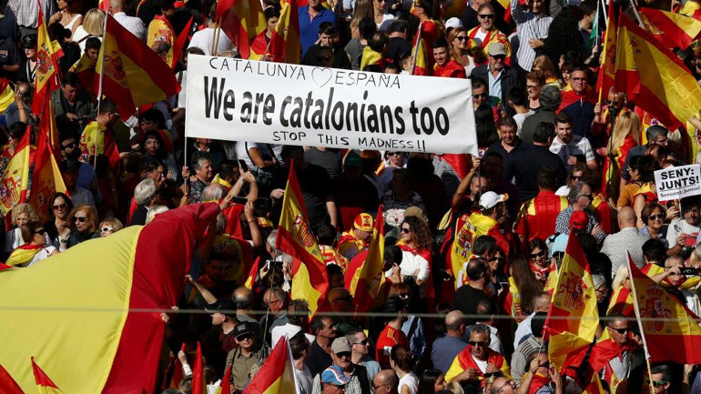 Ισπανία: Ογκώδης διαδήλωση των υπέρμαχων της ενότητας