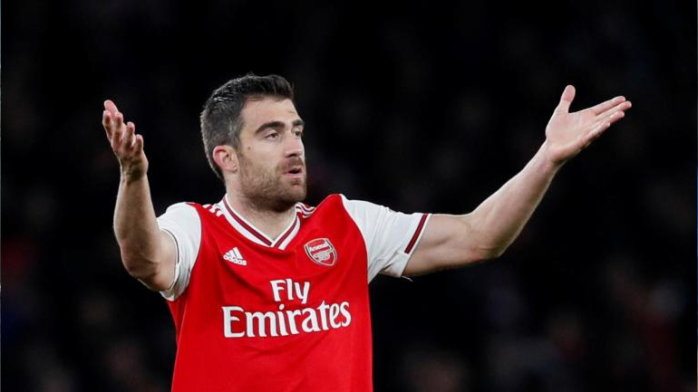 Παπασταθόπουλος: «Δεν χρησιμοποιείται σωστά το VAR στην Αγγλία»