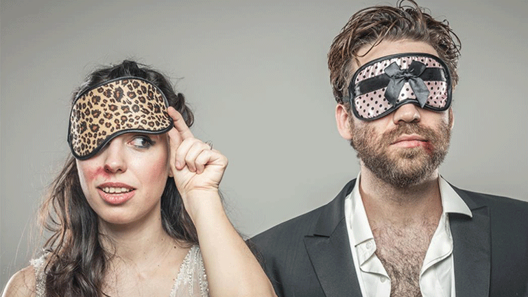 «Νυφικό Κρεβάτι» στο Από Μηχανής Θέατρο