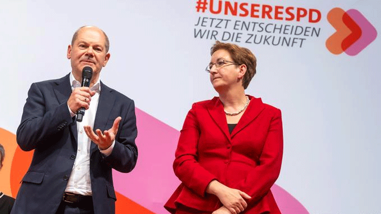 Όλαφ Σολτς: Οριακή νίκη στην εσωκομματική αναμέτρηση