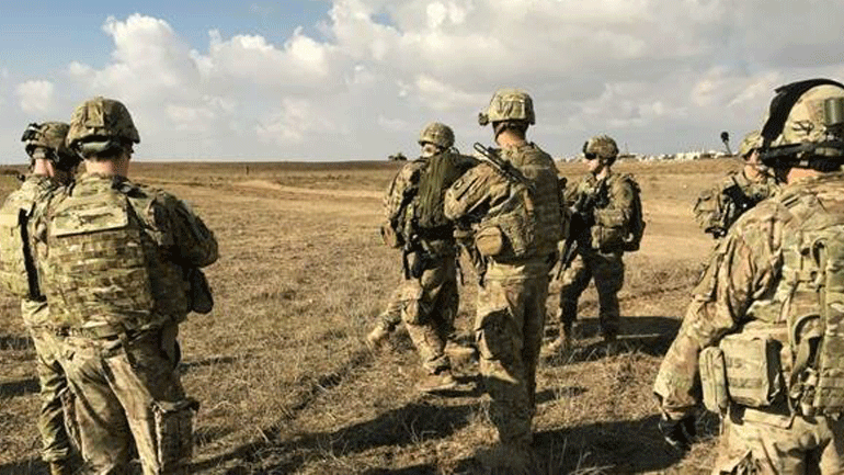 Ιράκ: Δύο οβίδες έπληξαν στρατιωτική βάση όπου σταθμεύουν Αμερικανοί