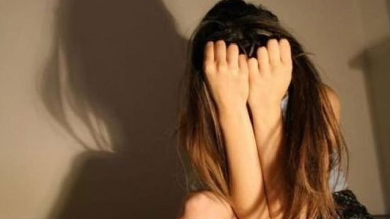 Σοκάρει η μαρτυρία της 12χρονης στη Μάνη: «Αυτά που μου έκανε ο ιερέας, μου τα είχε κάνει και ο παππούς»