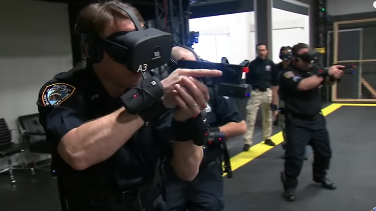Οι αστυνομικοί της Νέας Υόρκης εκπαιδεύονται με VR