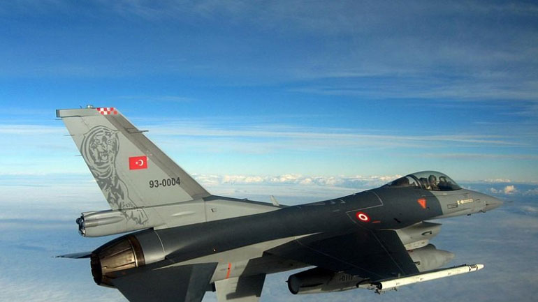 Τουρκικά F-16 πέταξαν πάνω από τους Λειψούς