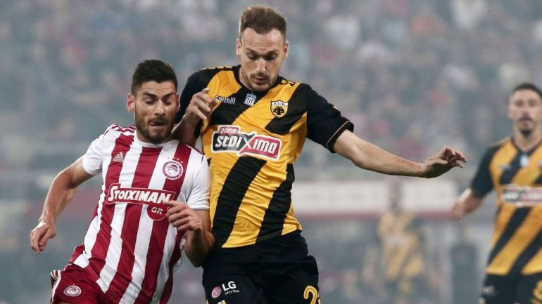 ΑΕΚ: Πρόβλημα και ο Μπακάκης