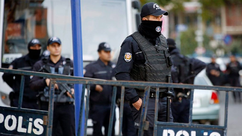 Συνελήφθησαν τρεις ύποπτοι για τρομοκρατικό χτύπημα στην Κωνσταντινούπολη