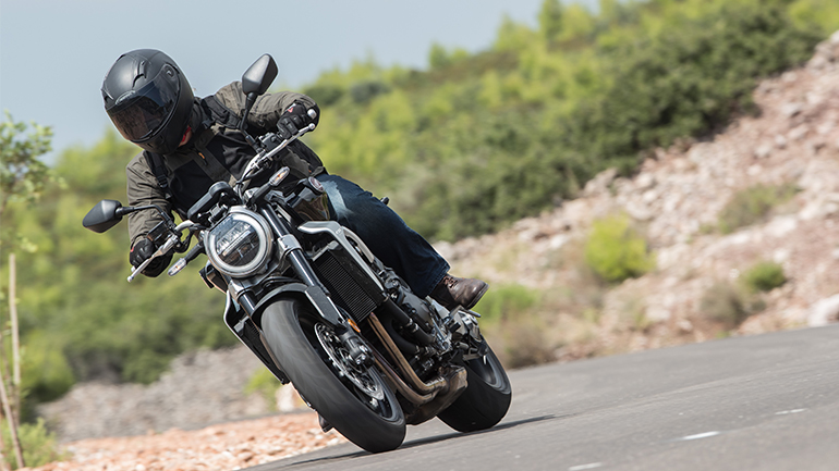 Honda CB1000R: Βελούδινη γροθιά