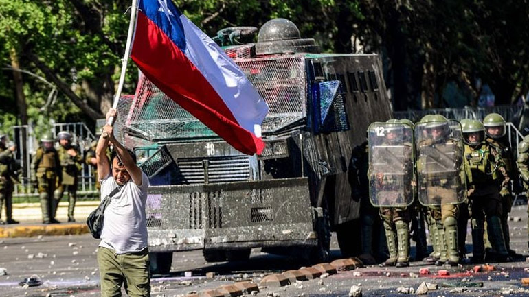 Νέες διαδηλώσεις και επεισόδια στη Χιλή