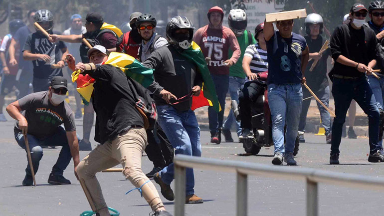 Βολιβία: Δύο νεκροί σε συγκρούσεις μεταξύ υποστηρικτών και αντιπάλων του προέδρου Μοράλες