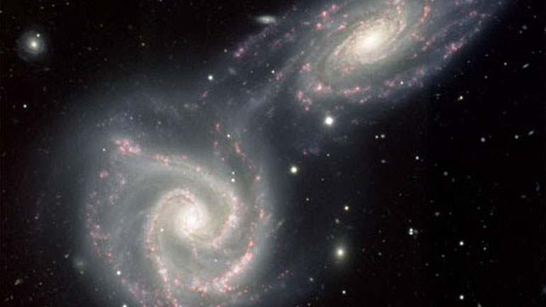 Συγκρουόμενοι γαλαξίες εκτοξεύουν τεράστια κρουστικά κύματα στο διάστημα