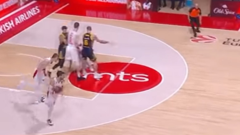 Ερυθρός Αστέρας-Χίμκι: Αποβλήθηκε ο Λάζιτς για γροθιά στον Τίμα