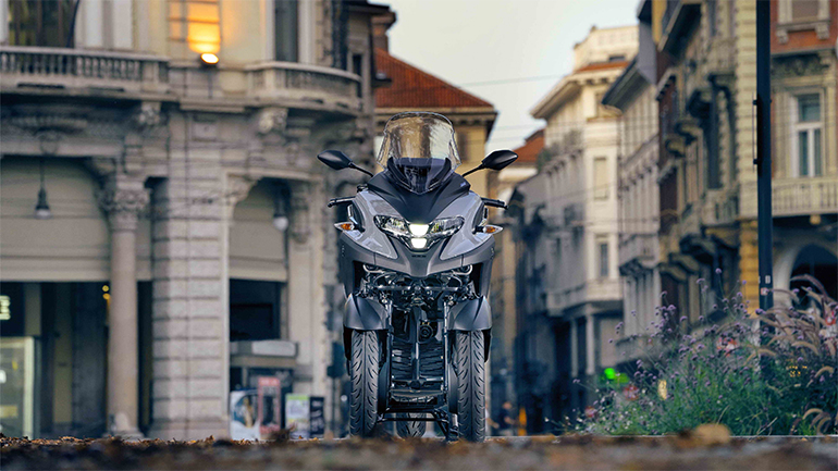 Yamaha Tricity 300: Με τρεις είναι καλύτερα;