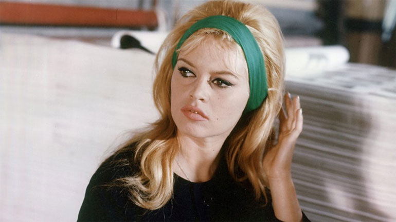 Όταν η Μπριζίτ Μπαρντό τραγουδούσε Γιάννη Σπανό