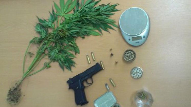 Σύλληψη για κατοχή όπλων και ναρκωτικών στο Ηράκλειο