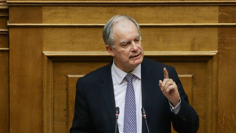 Απάντηση Τασούλα προς Τσίπρα: Δεν παραβιάστηκε η απόφαση της ολομέλειας της Βουλής