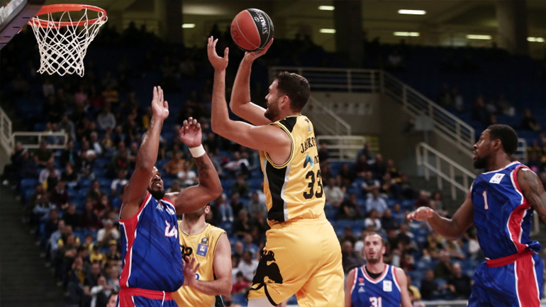 Έκανε περίπατο η ΑΕΚ, 91-61 τον Πανιώνιο