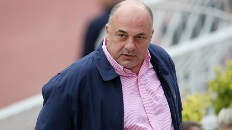 Βομβαρδισμός ερωτημάτων Μπέου για Μαρινάκη