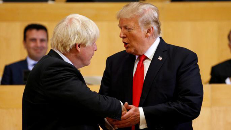 Ο Τραμπ προτρέπει Τζόνσον και Φάρατζ να ενώσουν τις δυνάμεις τους στις εκλογές