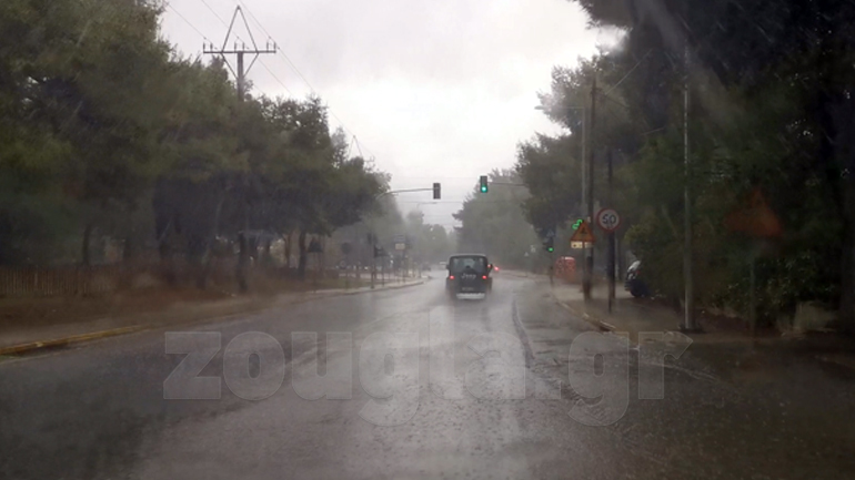 Αναμένονται έντονες βροχοπτώσεις και στην Αττική μετά το μεσημέρι