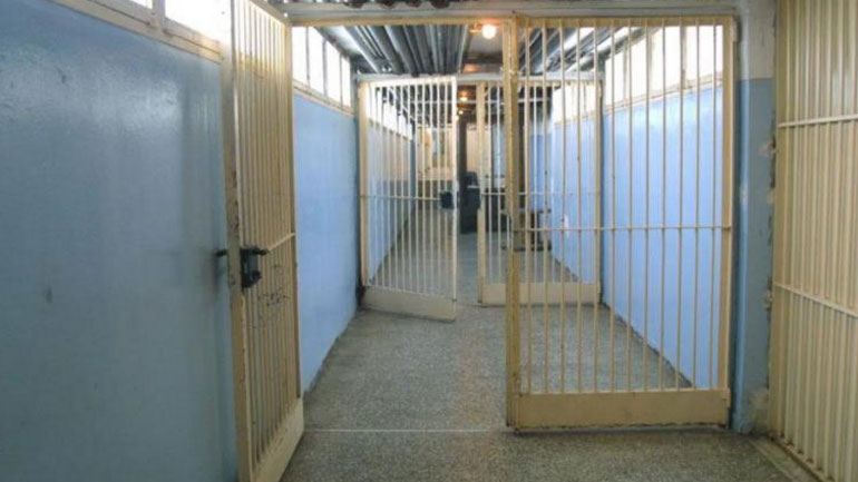 Έρευνες της ΕΛ.ΑΣ. για 7 κρατουμένους που δεν επέστρεψαν στις φυλακές της Κρήτης έπειτα από άδεια