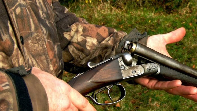 Σε κρίσιμη κατάσταση κυνηγός που πυροβολήθηκε κατά λάθος από φίλο του στον Βόλο