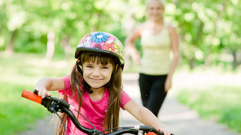 Μάθετε στο παιδί να κάνει ποδήλατο