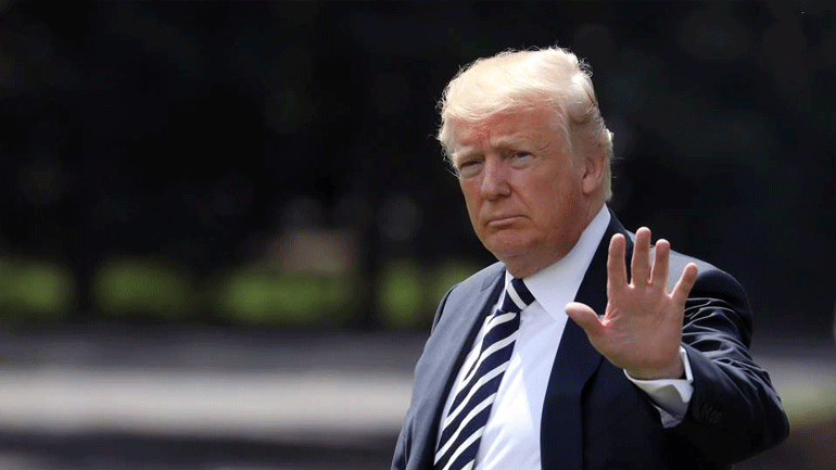Μήνυση για συκοφαντική δυσφήμιση σε βάρος του Τραμπ από γυναίκα που υποστηρίζει ότι την βίασε