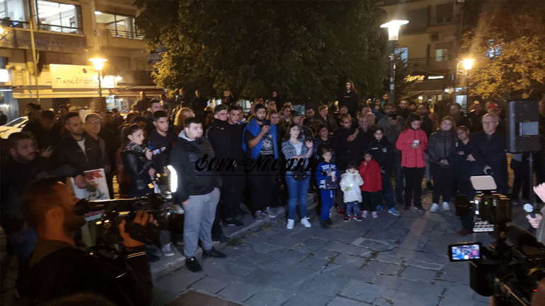 Νέα διαμαρτυρία κατοίκων της Νάουσας κατά της άφιξης προσφύγων και μεταναστών