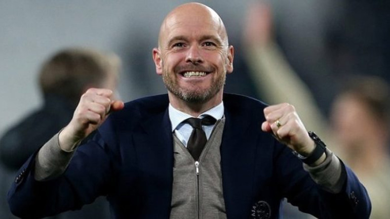 Τεν Χαγκ: «Θα μείνω στον Άγιαξ»