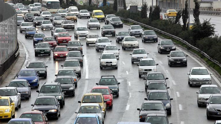 Ουρές χιλιομέτρων στην Αθηνών – Λαμίας λόγω έργων