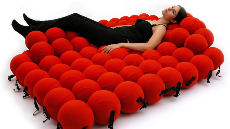 Τα 10 πιο περίεργα κρεβάτια που υπάρχουν